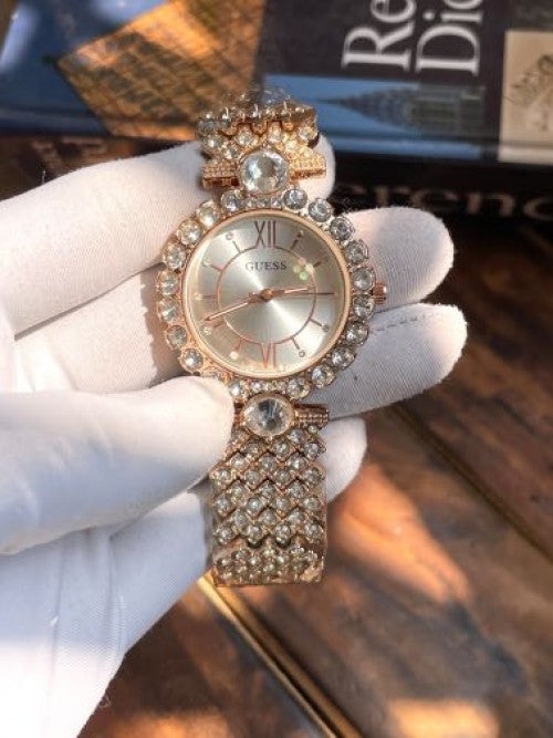 Guess dimond em 15