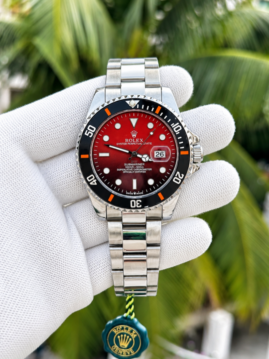 ROLLEX SUBMARINE SILVER RED DIAL  AT291