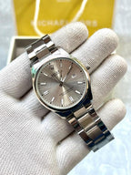 Role_x Oyster Perpetual Date