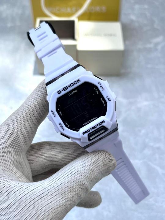 CASIO G-Shock GBD-200-2DR Digital