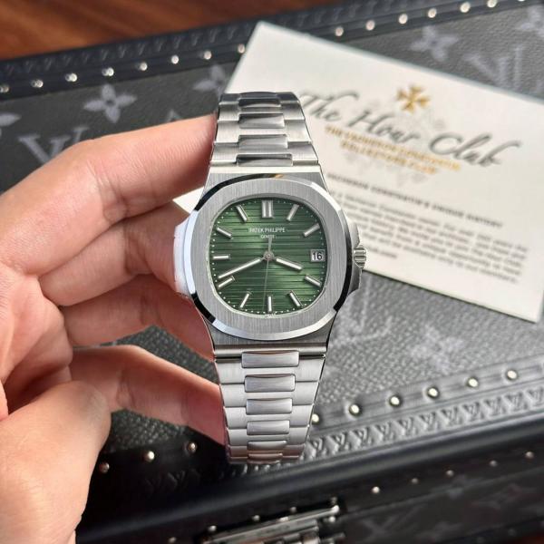 Patek_philipppe Nautilus Quartz Silver Green