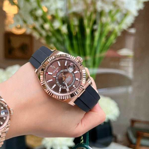 Rolee_x Oyster perpetual Sky Dweller