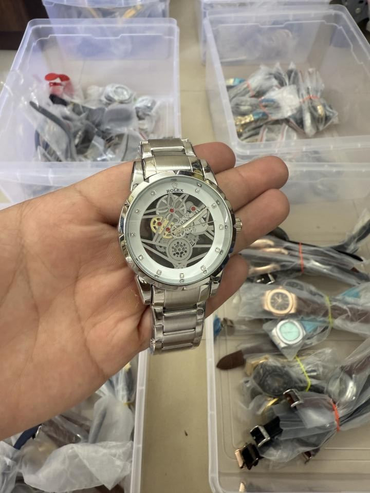 Role_x Classic Chian Watch