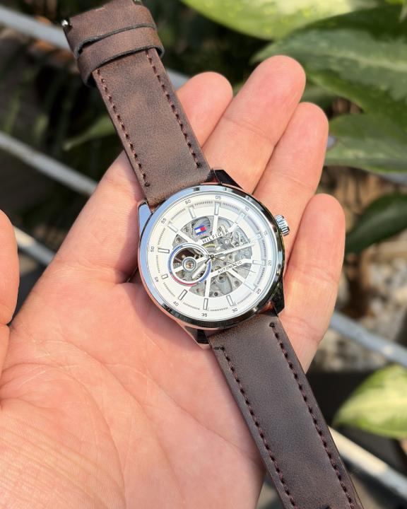 Tommmy Hilfige_r Automatic Leather DarkBrown-Silver-White