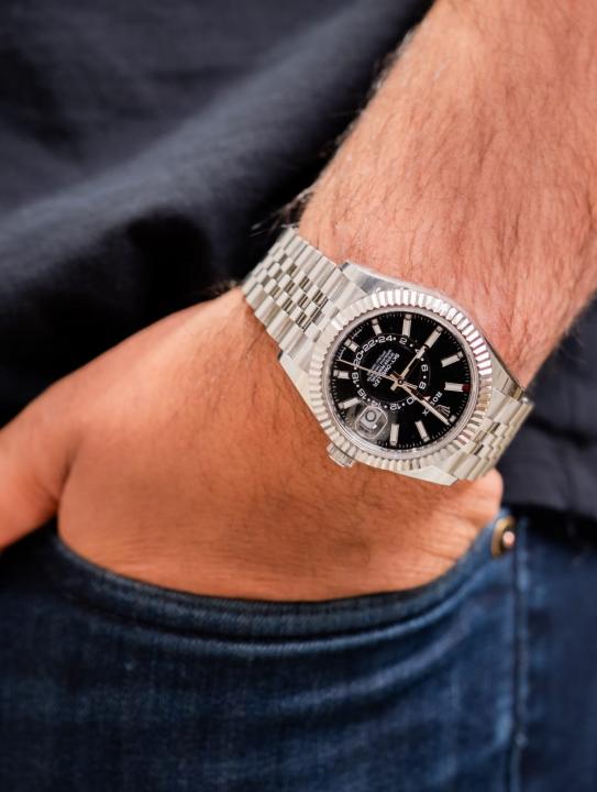 Rolee_x Oyster Perpetual Sky Dweller Silver-Black