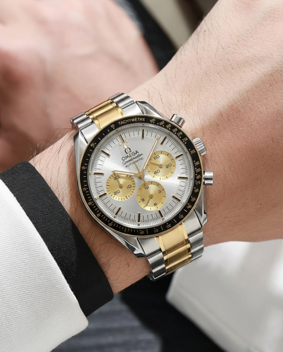 Omegg_a Speedmaster 57 Professional Moonwatch