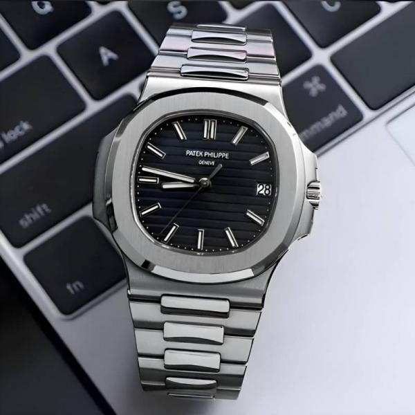Patek phillippp_eNautilus Quartz Silver-Black