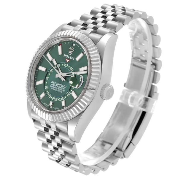 Rolee_x Oyster perpetual Sky Dweller Z-R Premium