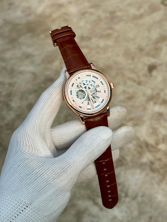 Emporio Arman_i Auto