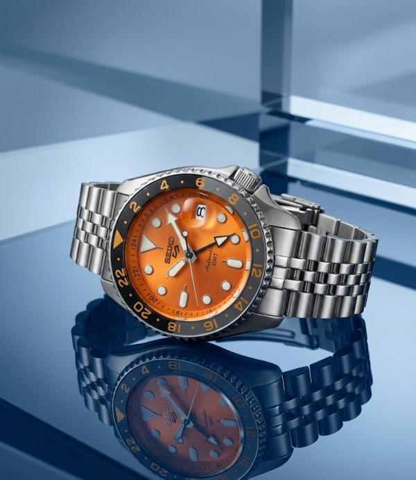 Seiko 5 Sports GMT