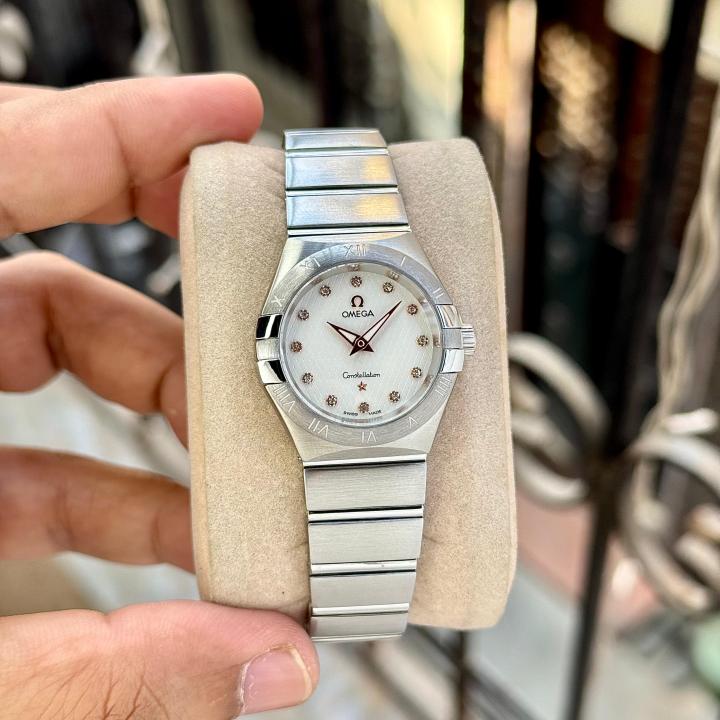 Omegg_a Constellation silver white
